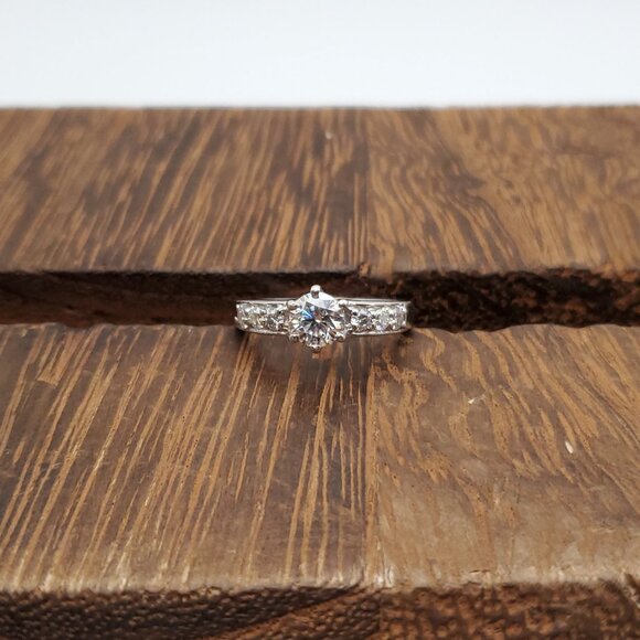 Size 9 925 Sterling Silver Clear Moissanite Diamonds Ring - Picture 3 of 9